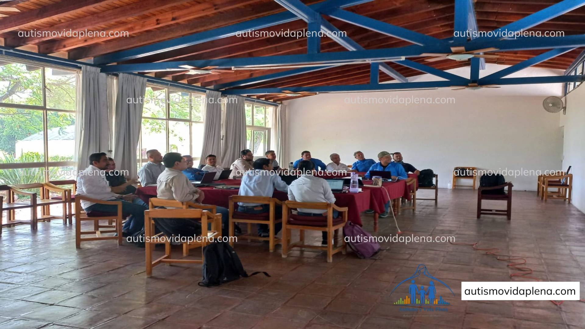 Centro integral de atención, acogida y acompañamiento para personas autistas y sus familias en México.